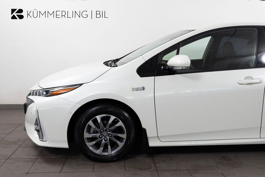 Toyota Prius Plug-in Hybrid 1.8 VVT-i Plug-in CVT, 123hk, 2019