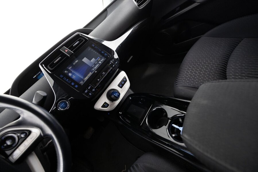 Toyota Prius Plug-in Hybrid 1.8 VVT-i Plug-in CVT, 123hk, 2019