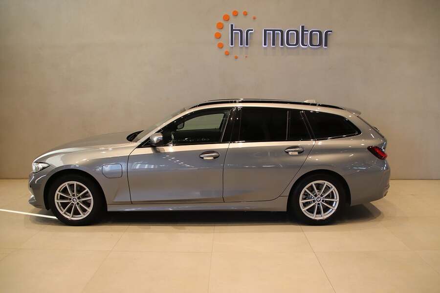 BMW 3 Series 2024