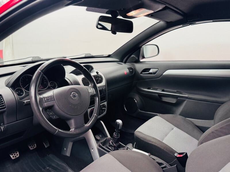 Opel Tigra TwinTop 1.4 Twinport Manual, 5-trins, 90ps, 2005