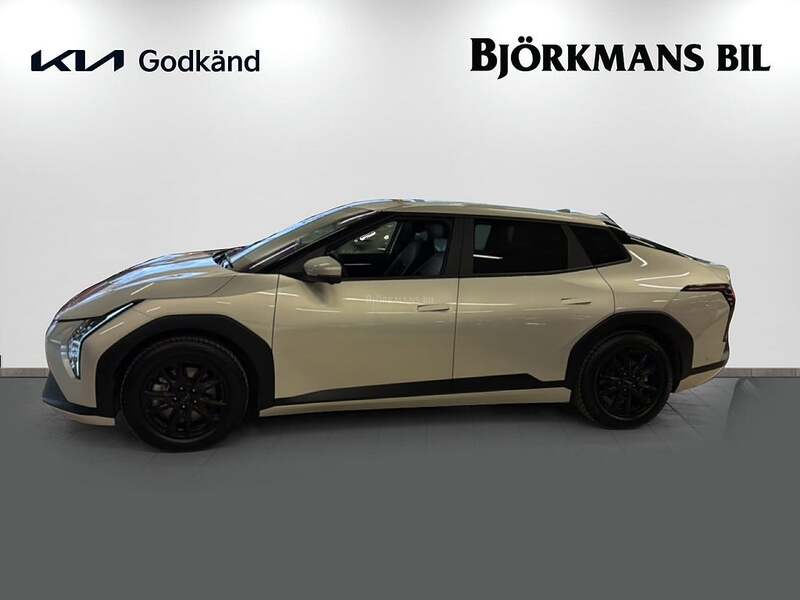 Kia EV4 Long Range Fastback, 204ps, 2026