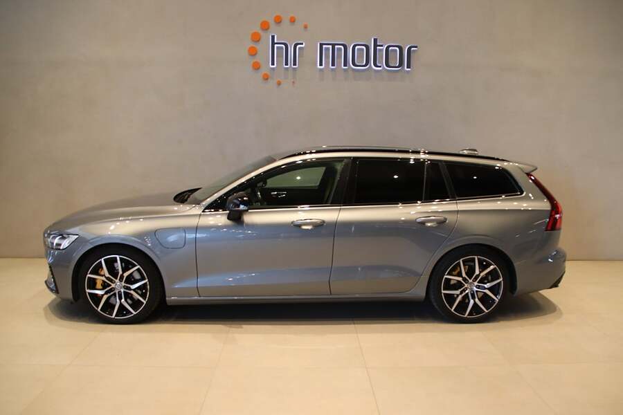 Volvo V60 2021